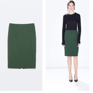 *Zara Basic Deep Green Pencil Skirt with Exposed Zippers on Each Side #X